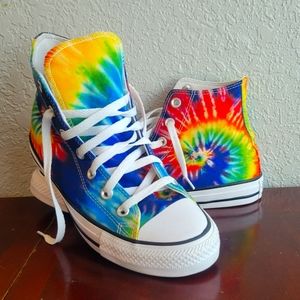 Tie Dye Converse all star hight tops!